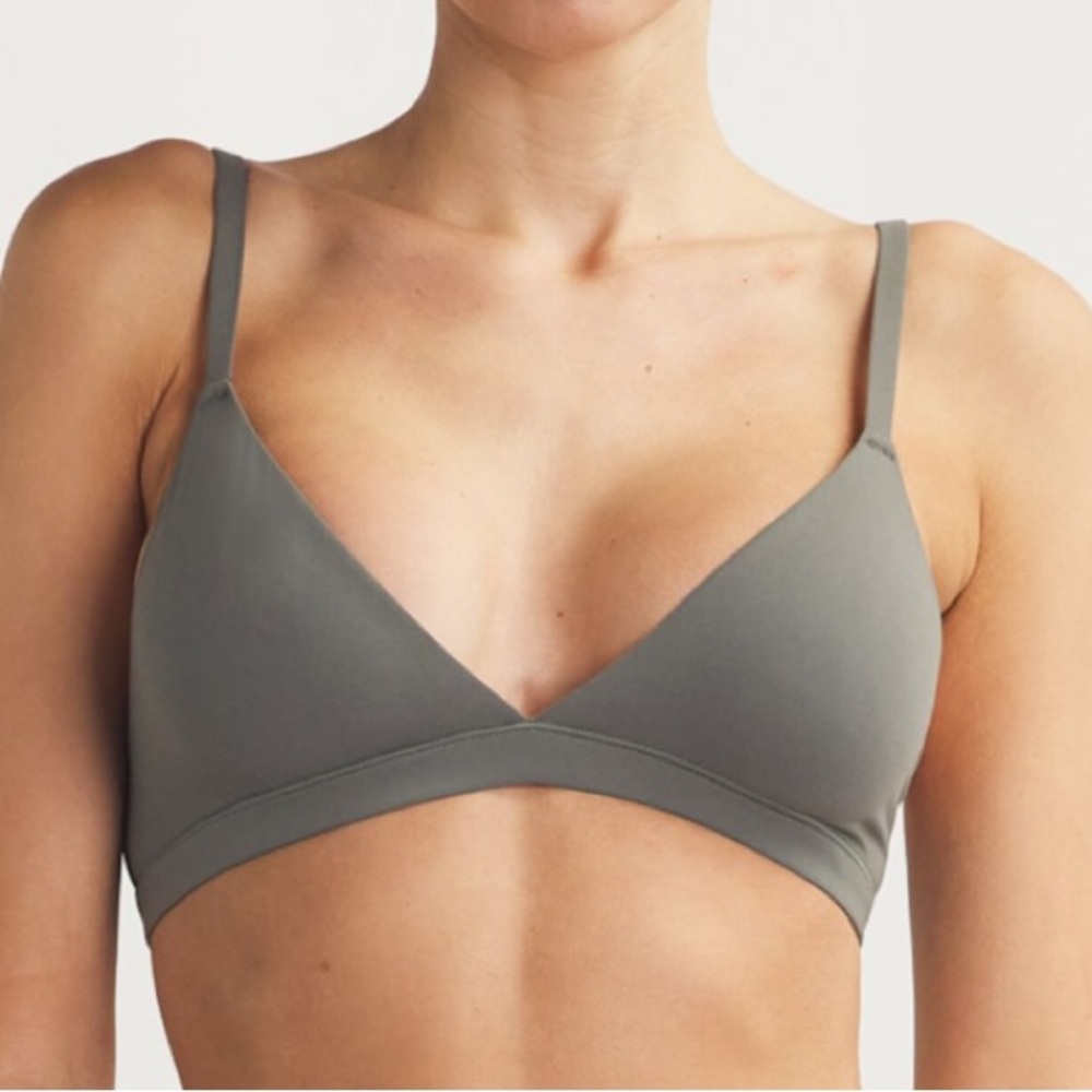 SKIMS Fits Everybody Triangle Bralette